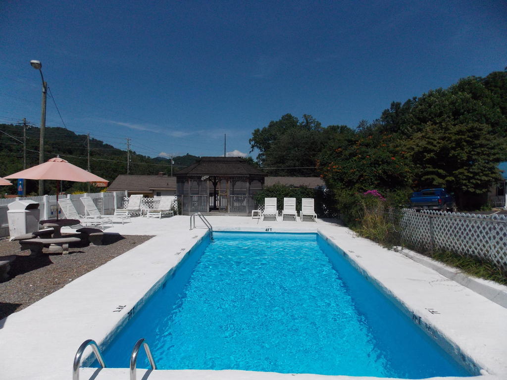Clarketon Motel - Maggie Valley Exteriér fotografie